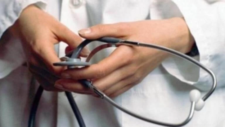 Ερχονται αλλαγές στην υγεία: Προληπτικές εξετάσεις με SMS – Δωρεάν εξετάσεις για καρκίνο και πλήρης κατάργηση του καπνίσματος